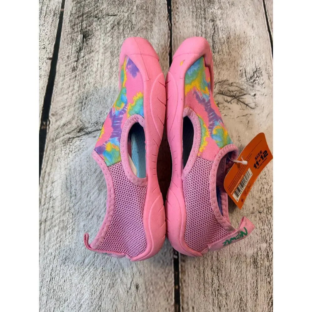 NEWTZ Girl’s Water Shoes / Size: 11-12